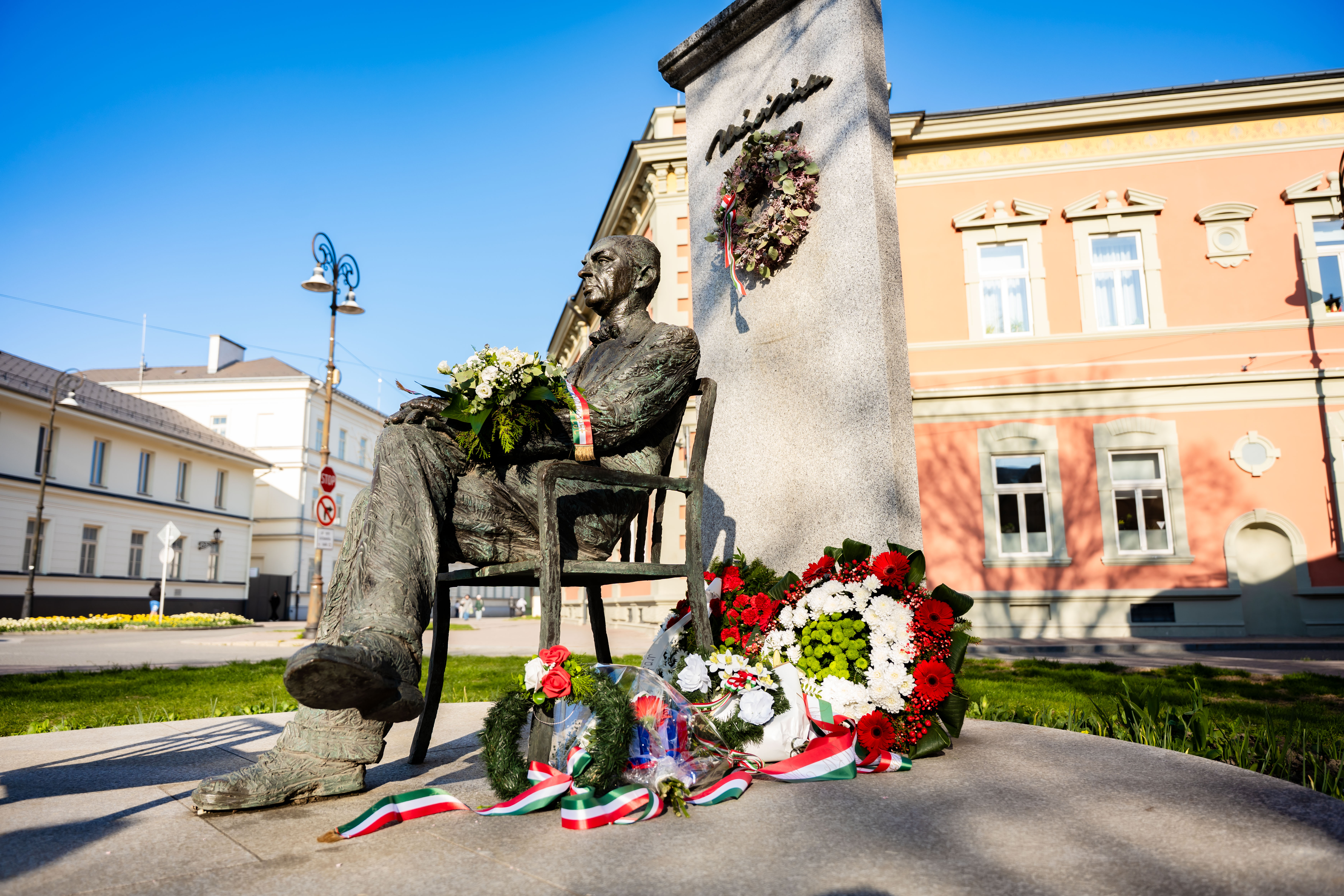 Spomienka na Sandora Maraia-1-34